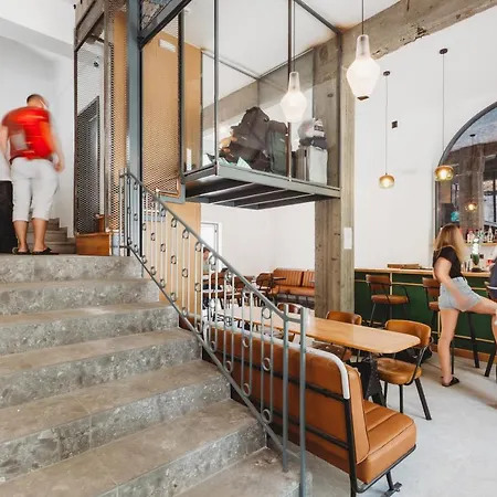 Hostal Backpackers *